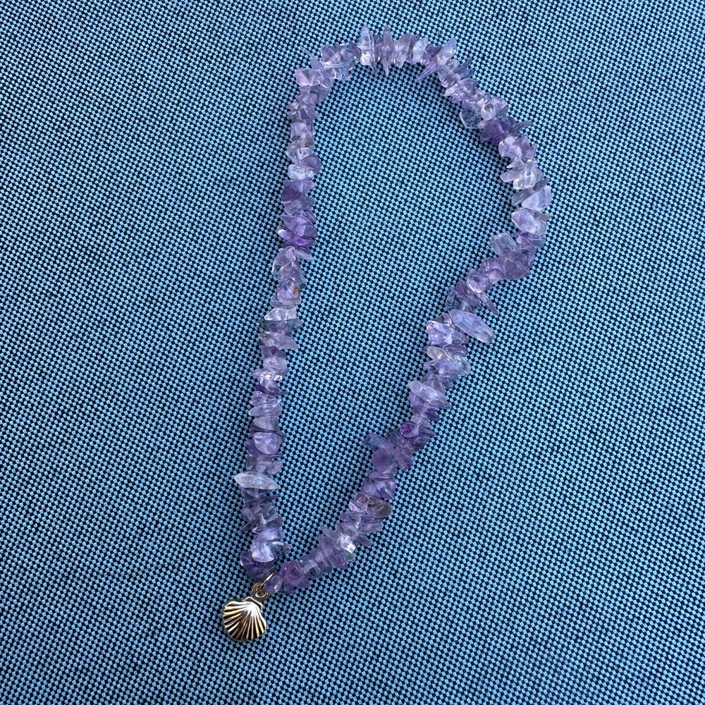 Elegant Purple Stone Anklet with Gold Shell Pendant
